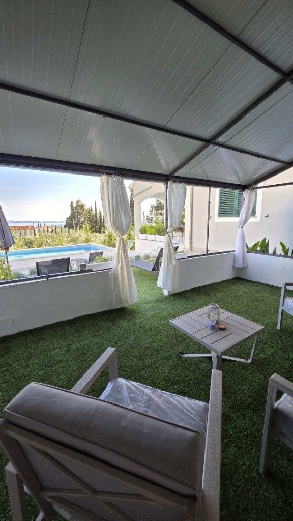 MareVista side walkway, patio gazebo and pool sea view in Kučine